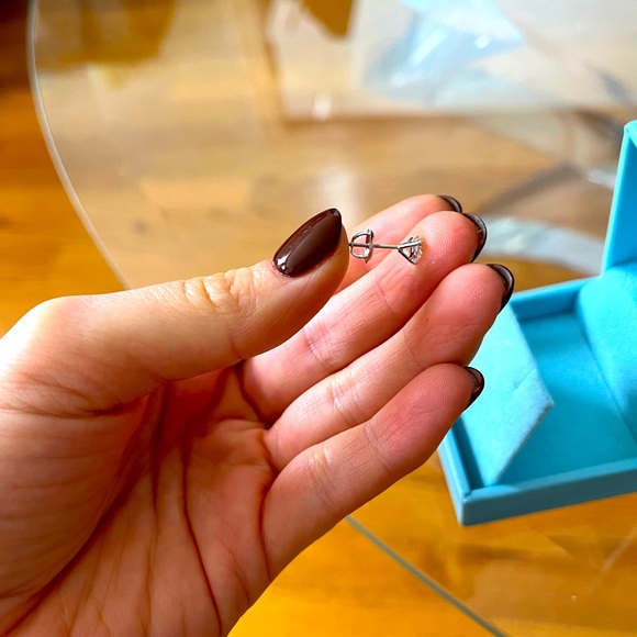 **SOLD** Diamond Stud 18K White Gold Earrings - Picture 5 of 7